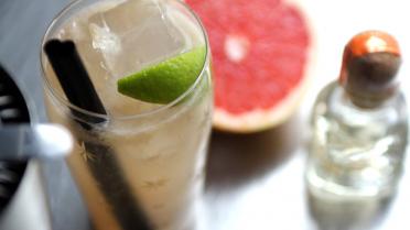 Paloma: cocktail met tequila en pompelmoessap