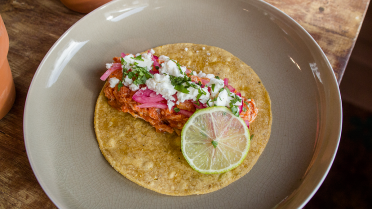 Mijn Pop-uprestaurant 2016: taco met kip en feta van Miette en Willem