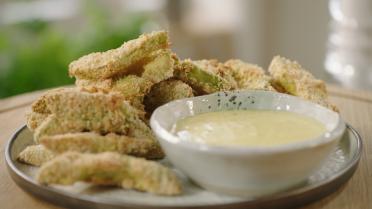 Avocadofrietjes met wasabimayonaise