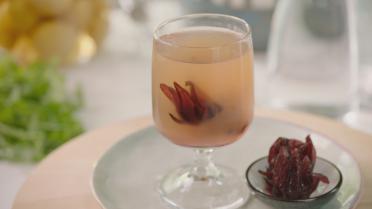 Mocktail met hibiscus Open Keuken met Sandra Bekkari: Mocktail met hibiscus