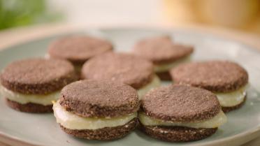 Open Keuken met Sandra Bekkari: Chocoladekoekjes met appelsienmarsepein