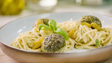 Open Keuken met Sandra Bekkari: Pasta carbonara met groenteballetjes