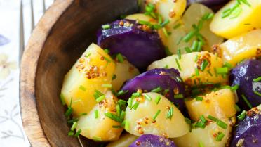 Aardappelsalade met pittige dressing