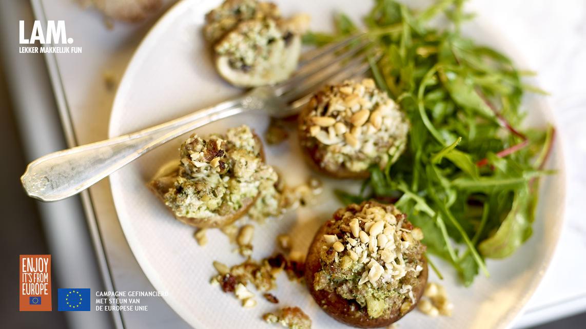 Gevulde champignons met lam, ricotta en pesto