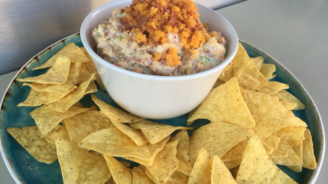 Cheesy bacon dip