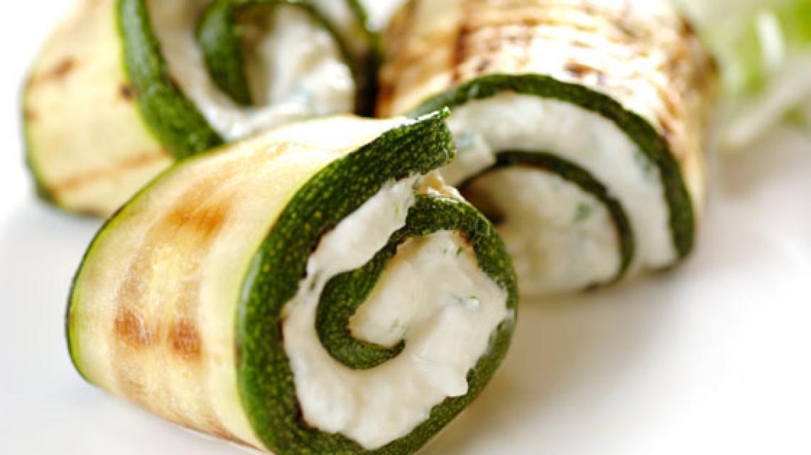 Courgette rolls