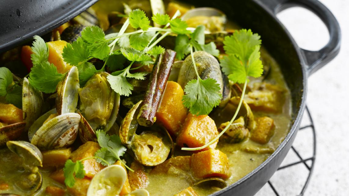 Curry met schelpjes