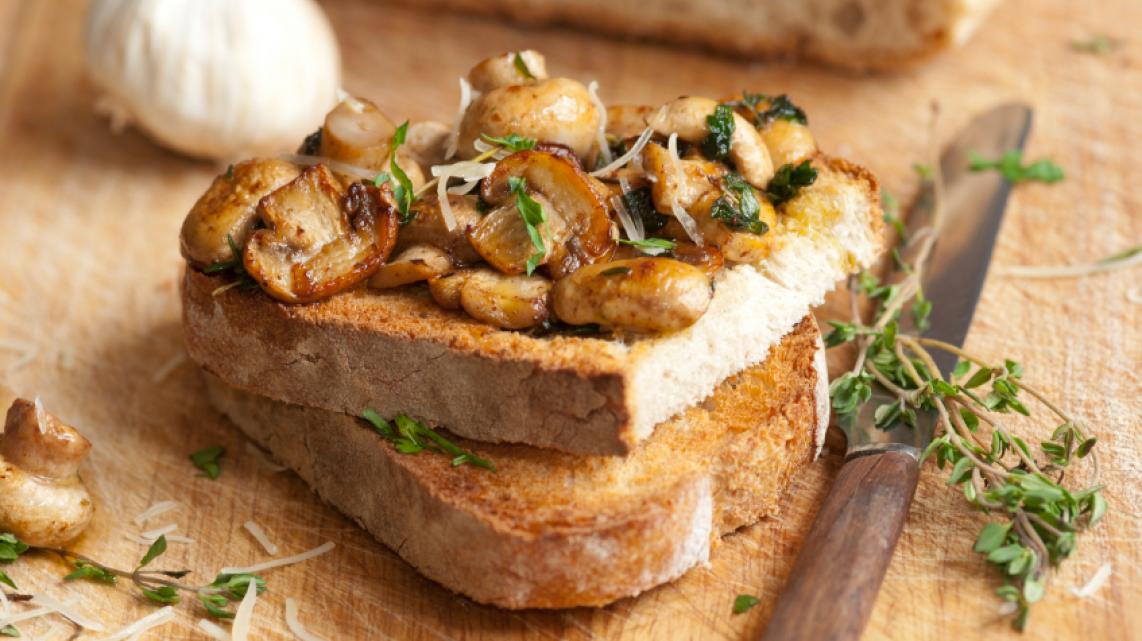 Toast champignon recept