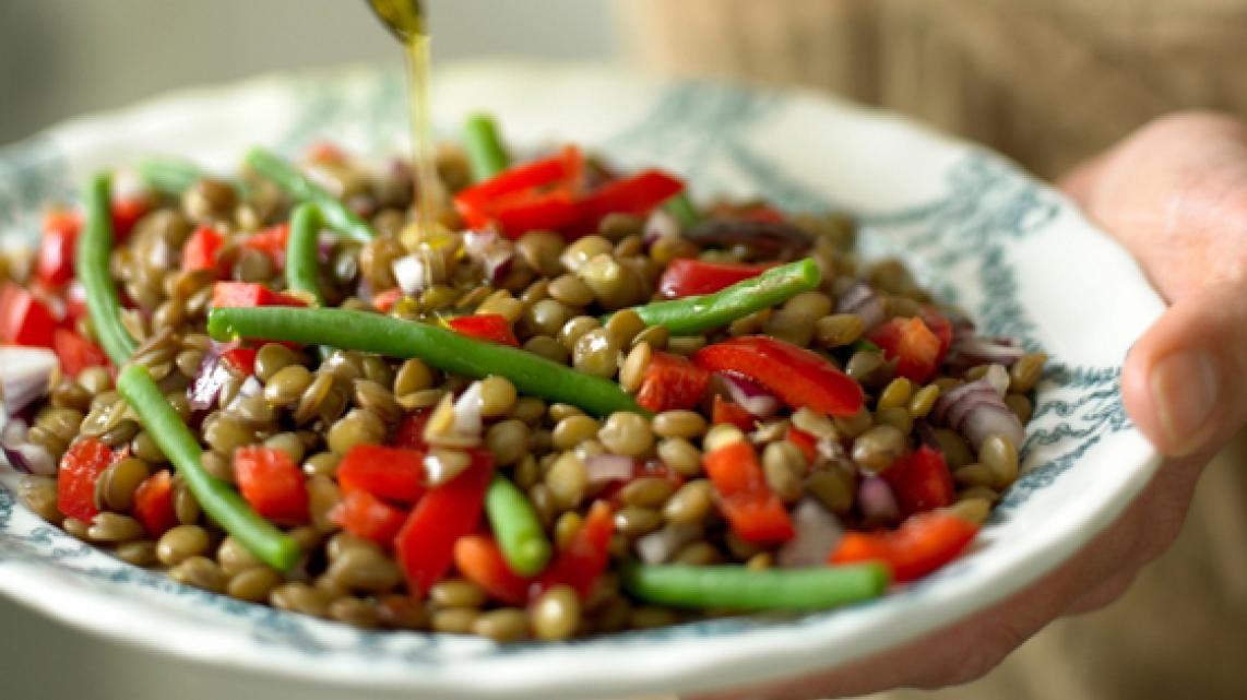 Salade van linzen en boontjes